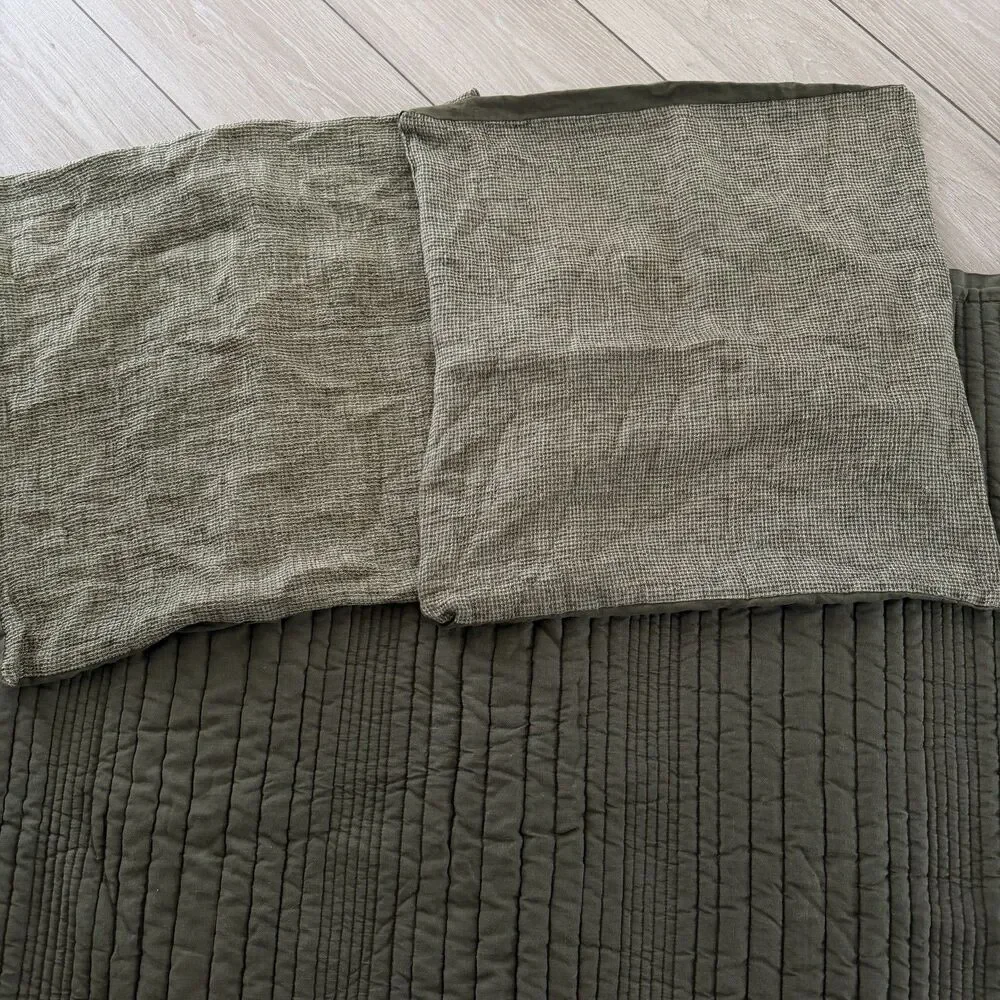 West Elm European Flax Linen Linework Quilt King Size w/2 Euro Shams Olive Green